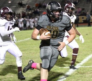 Vidor’s Dalton Poteet (80) looks for room down the sideline after hauling in a pass in the first-half of Friday’s victory over Baytown Lee. (Tommy Mann Jr. / The Orange Leader)