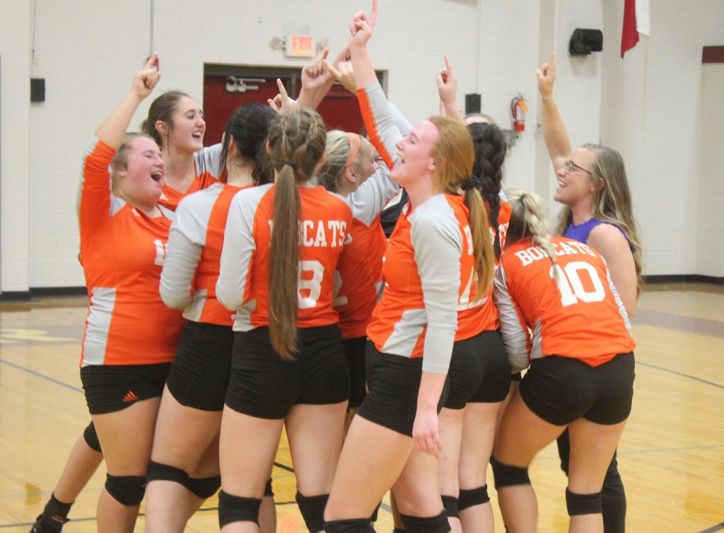 Lady Bobcats surge past Diboll in bidistrict Orange Leader Orange