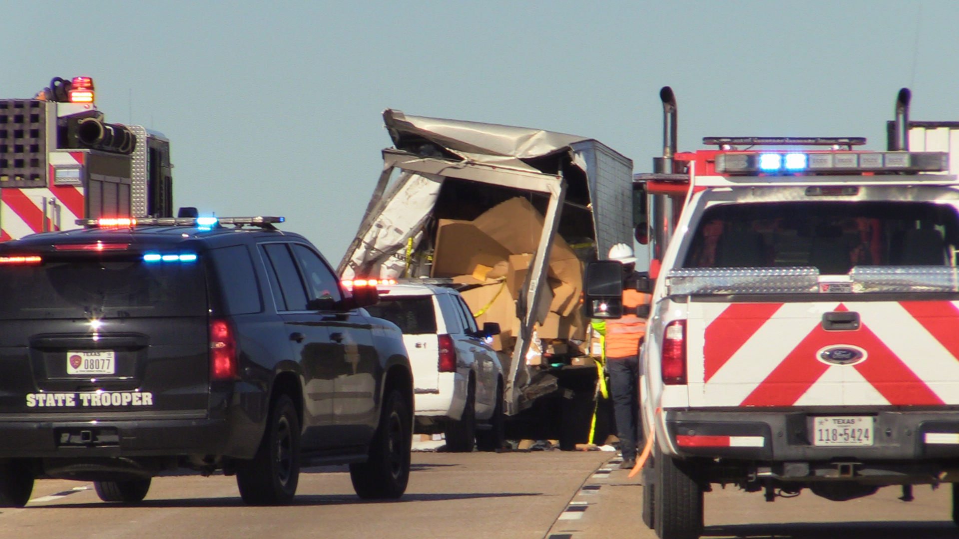 One dead in wreck shutting down Interstate 10 Orange Leader Orange